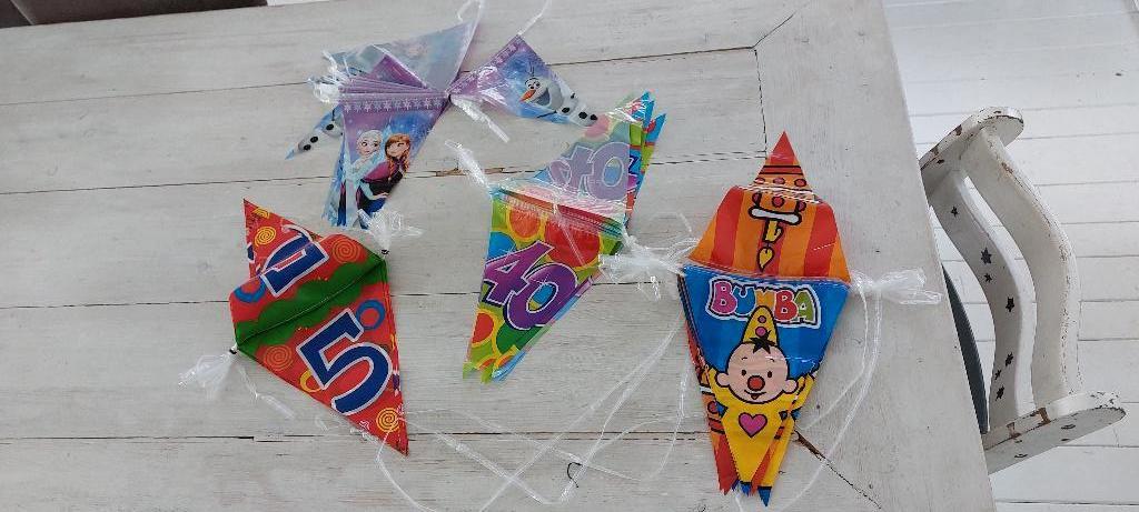 versieringen slingers verjaardag 5 6 40 bumba, Ophalen of Verzenden, Gebruikt, Versiering, Verjaardag