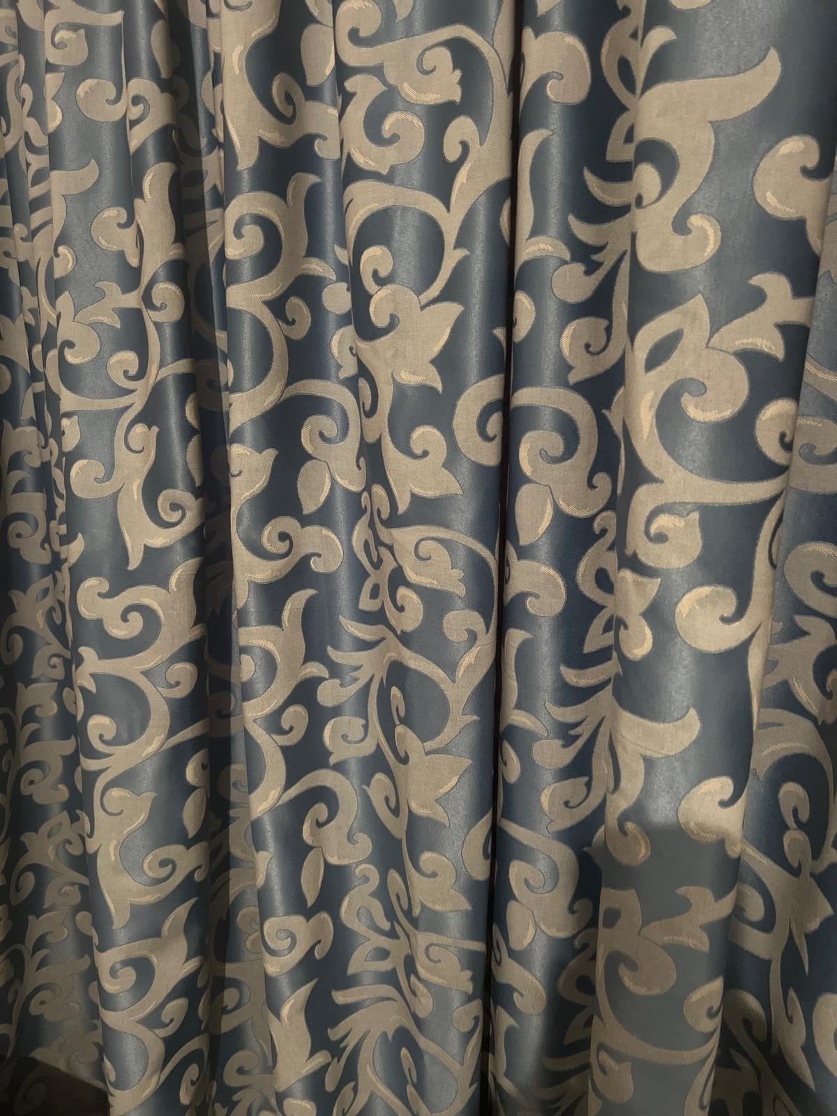 Verduisterende gordijnen, 300x265cm, zware kwaliteit, Huis en Inrichting, Ophalen of Verzenden, Zo goed als nieuw, Overgordijn