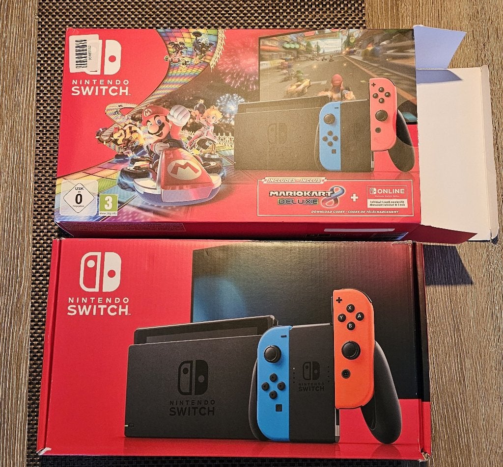 Nintendo switch met 40 games, Switch 2019 Upgrade, Met games, Met 2 controllers, Ophalen of Verzenden