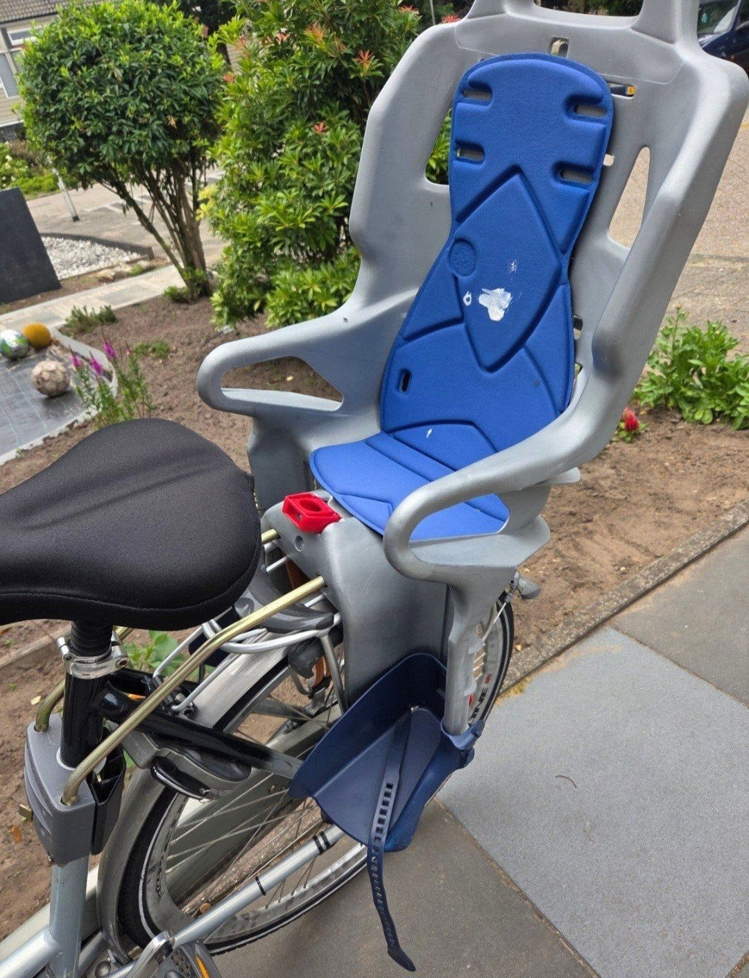 2x fietszietjes in goede staat, Ophalen, Gebruikt, Achterzitje, Voetsteuntjes