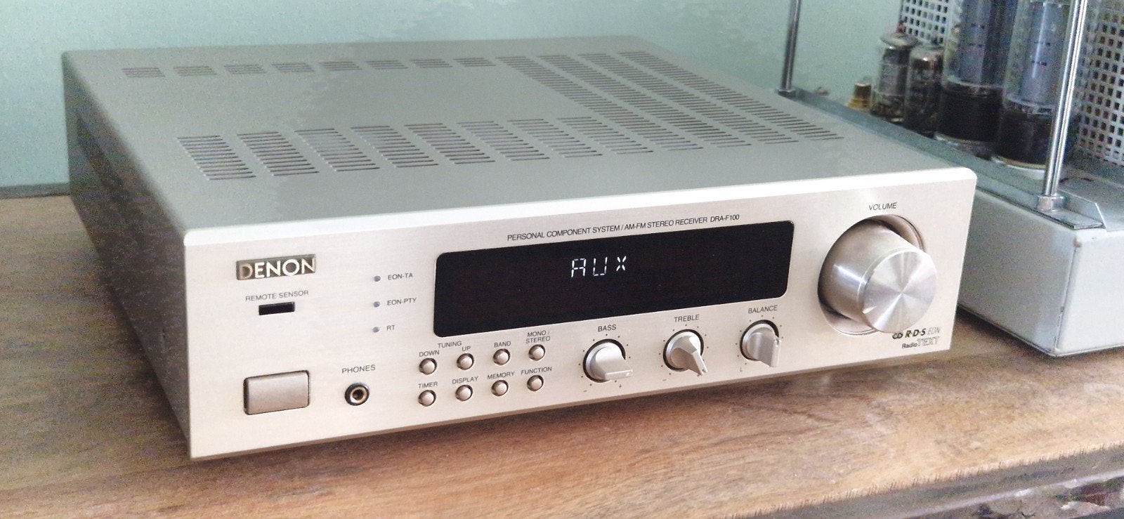 Denon DRA-100 Versterker/Receiver, Ophalen, Zo goed als nieuw, Minder dan 60 watt, Denon