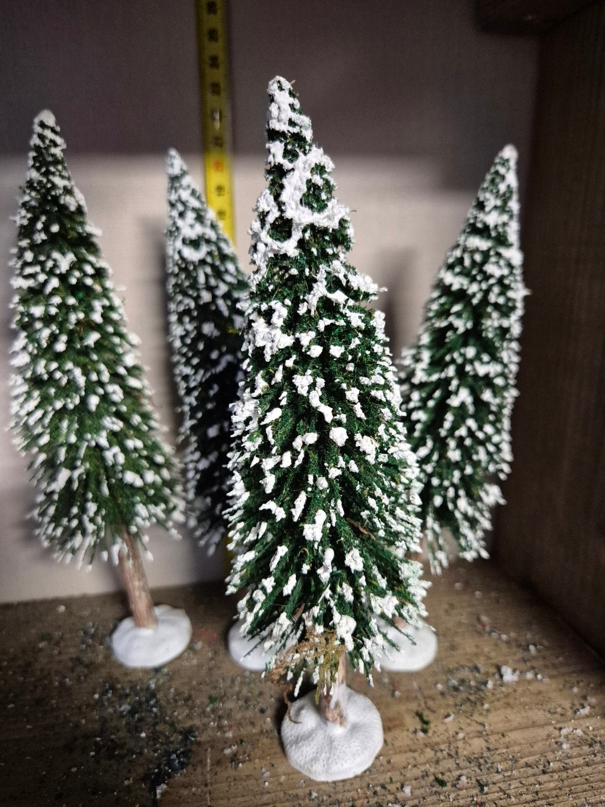 kerstdorp mooie bomenset kersthuisjes, Diversen, Ophalen of Verzenden, Zo goed als nieuw