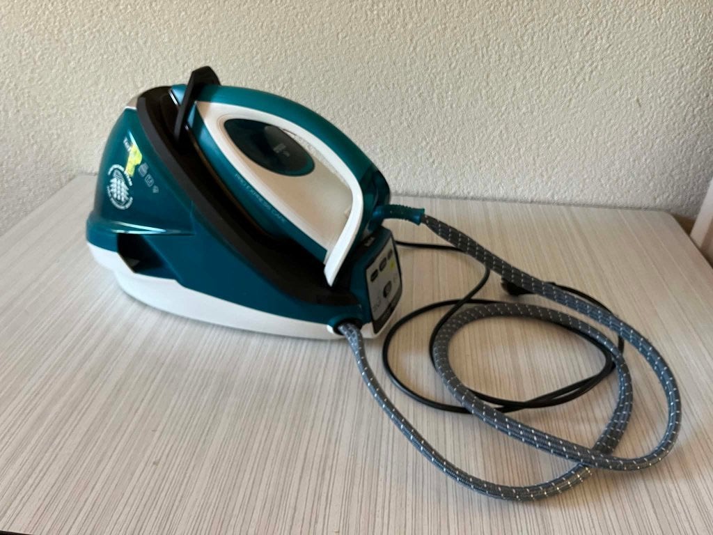 Strijkijzer - Stoomgenerator Tefal, Ophalen, Zo goed als nieuw