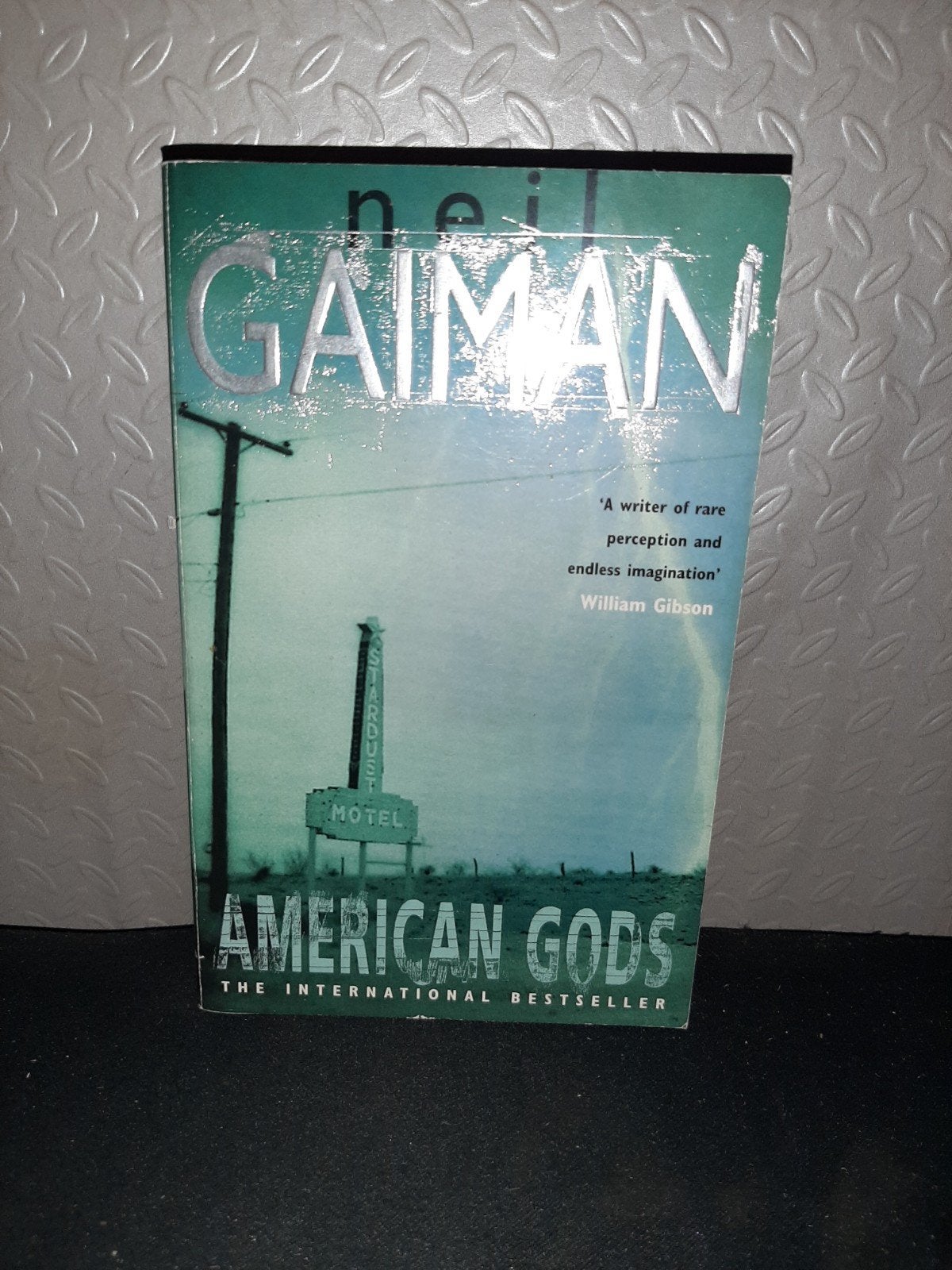 American Gods - Neil Gaiman (Paperback), Boeken, Ophalen of Verzenden, Gelezen, Neil Gaiman