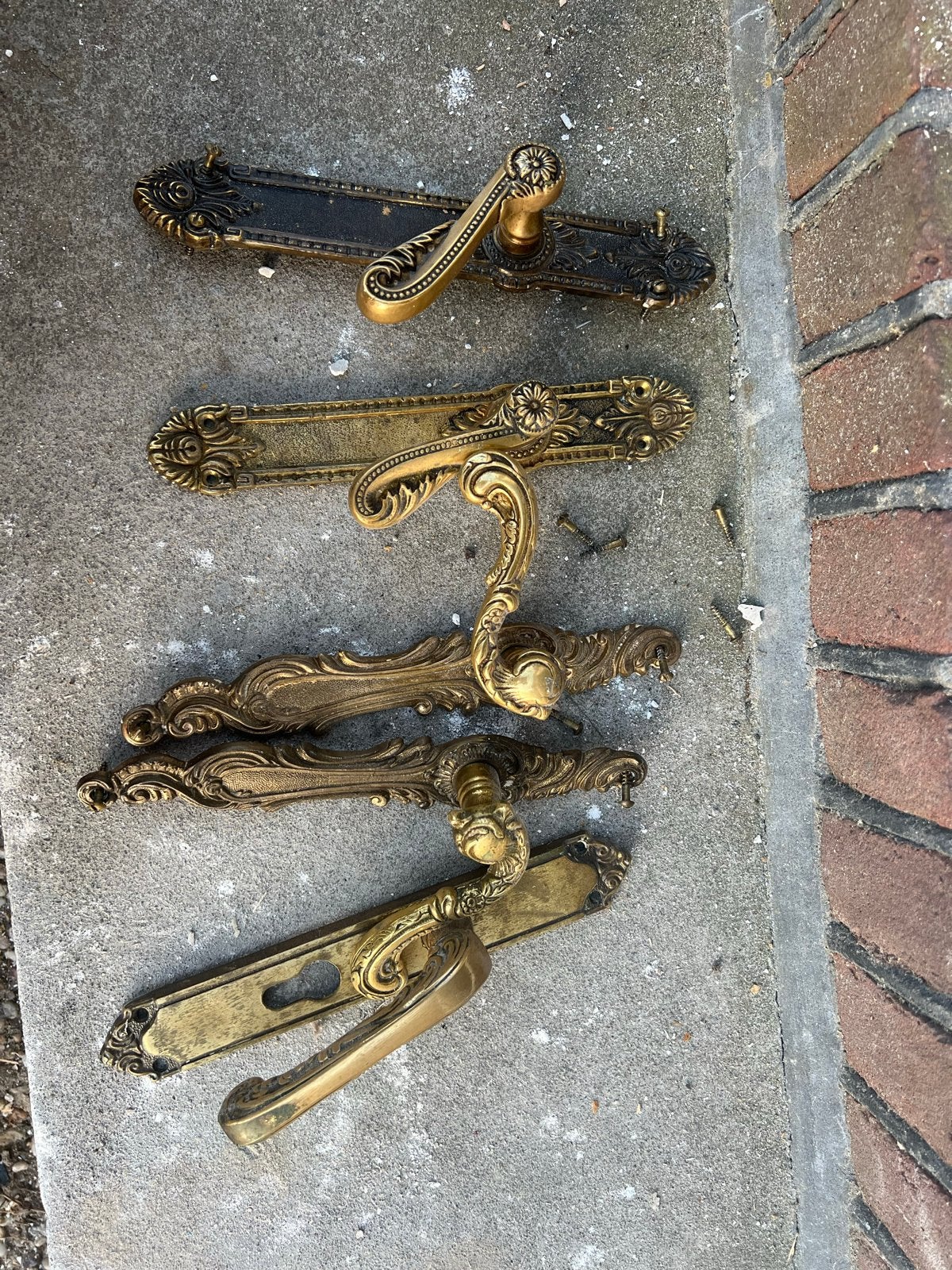 Goud kleurige Deurklinken -  4, Doe-het-zelf en Verbouw, Hang- en Sluitwerk, Ophalen of Verzenden, Gebruikt, Koper of Messing