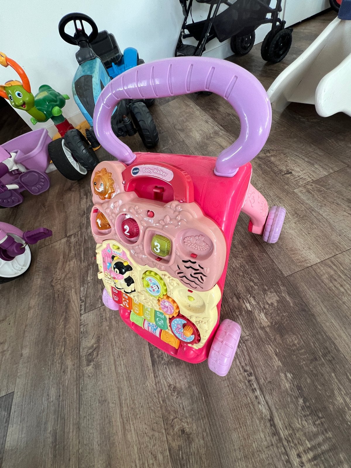 VTech Baby Walker - Roze loopwagen met geluid en licht, Ophalen, Gebruikt, Overige typen, Met licht