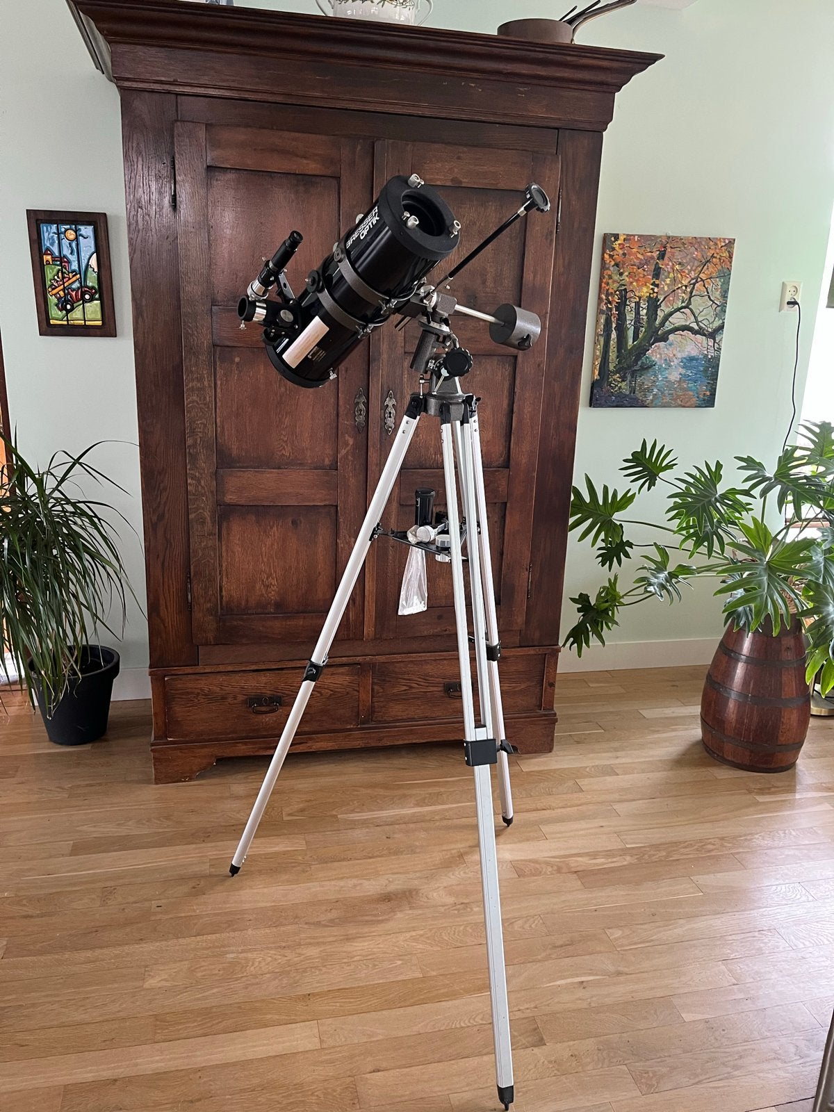 Bresser Optik Refraktor-Teleskop 114/F-500 mm met statief, Ophalen, 80 tot 200 mm, Met statief, Spiegeltelescoop (reflector)