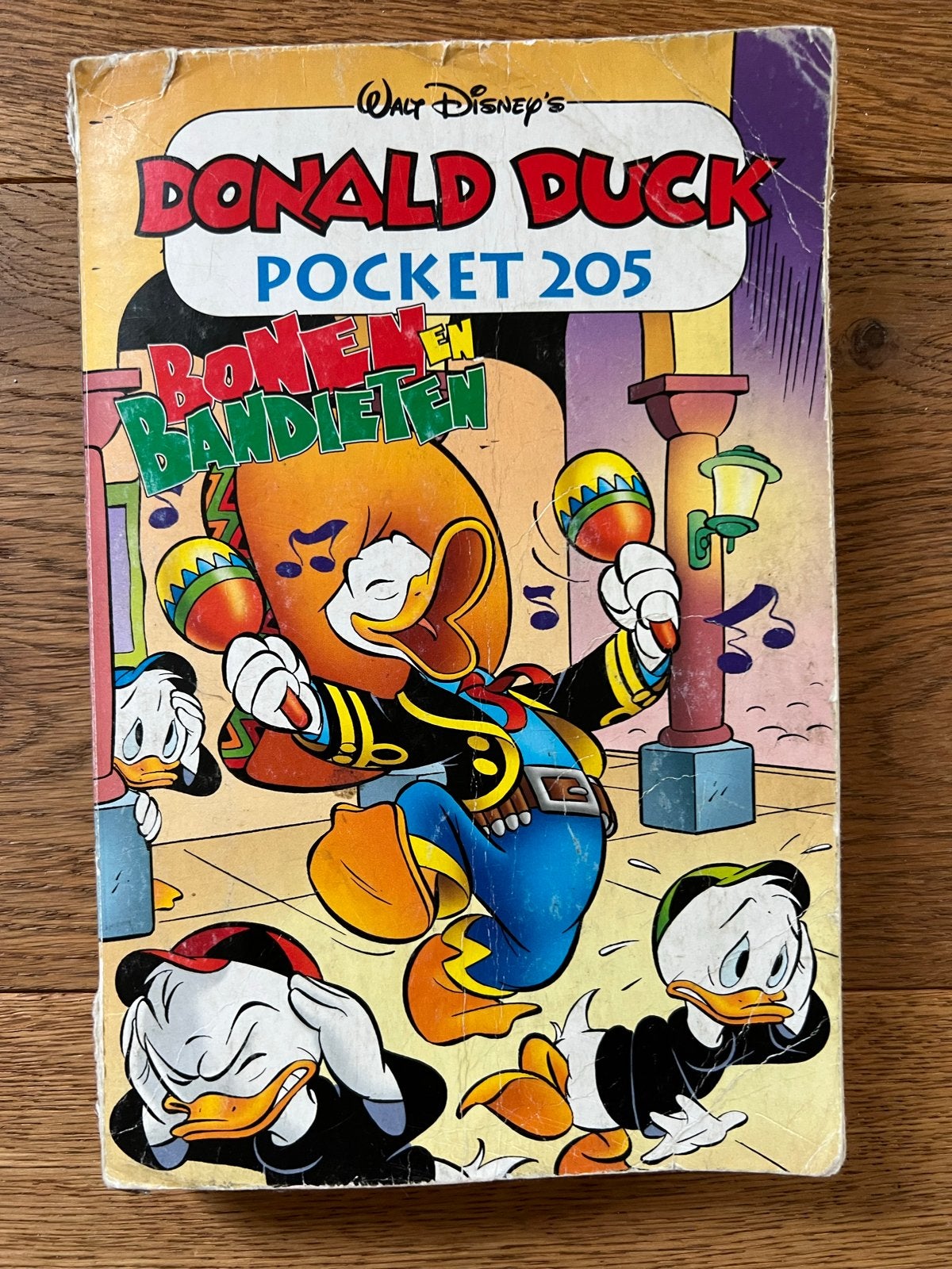Donald Duck Pocket 205: Bonen en Bandieten 2012, Eén stripboek, Ophalen of Verzenden, Gelezen