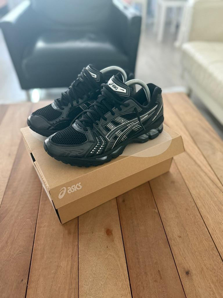 Asics Gel-Kayano 14, Ophalen of Verzenden, Nieuw, Zwart, Sportschoenen