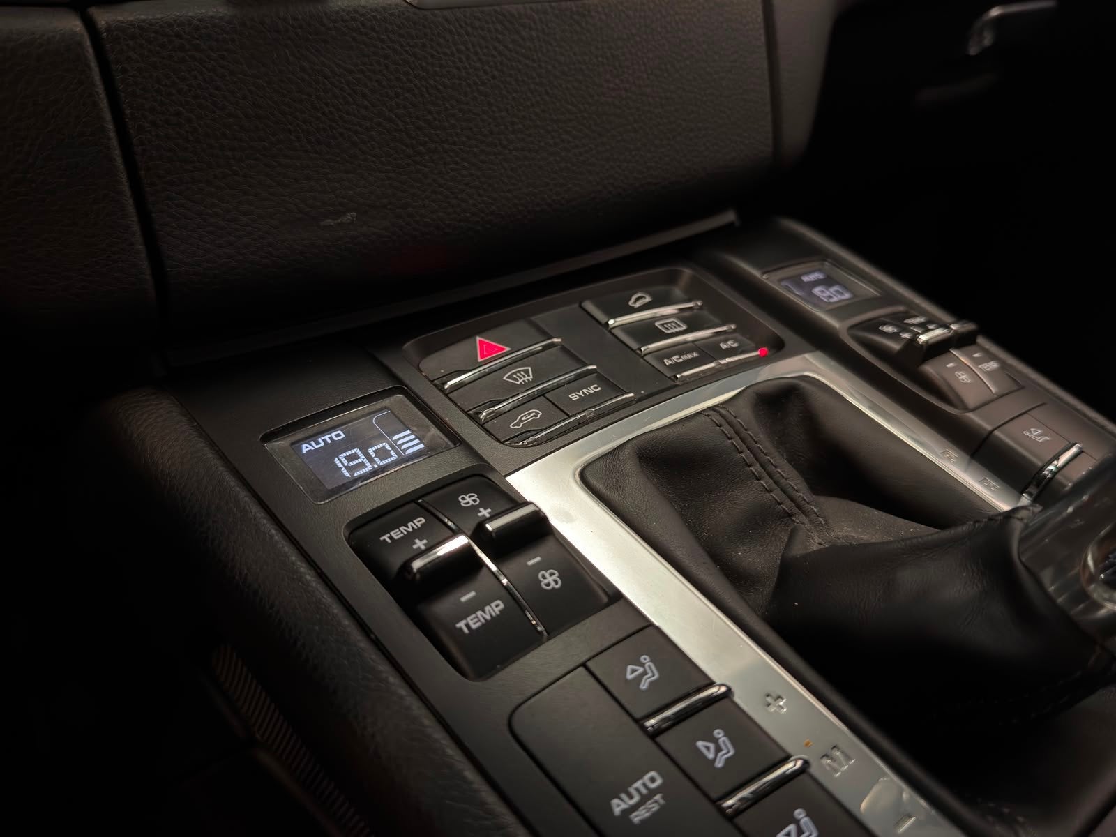 Foto 21 van Porsche Macan 3.0 GTS / Pano / Luchtvering / Trekhaak
