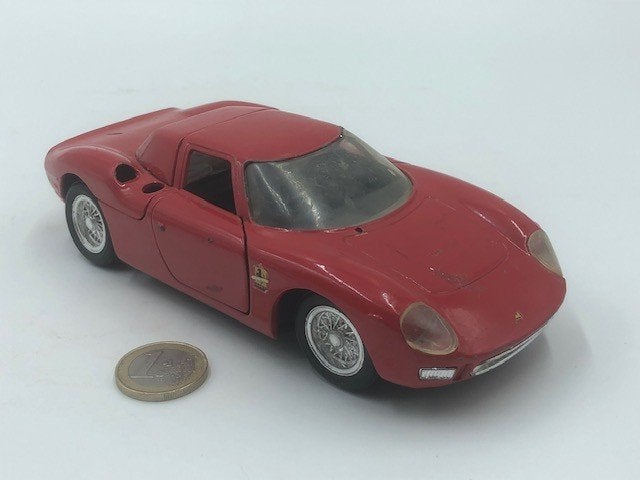 Ferrari 250 LM Rood, Revell, Hobby en Vrije tijd, Modelauto's | 1:24, Ophalen of Verzenden, Gebruikt, Auto, Revell