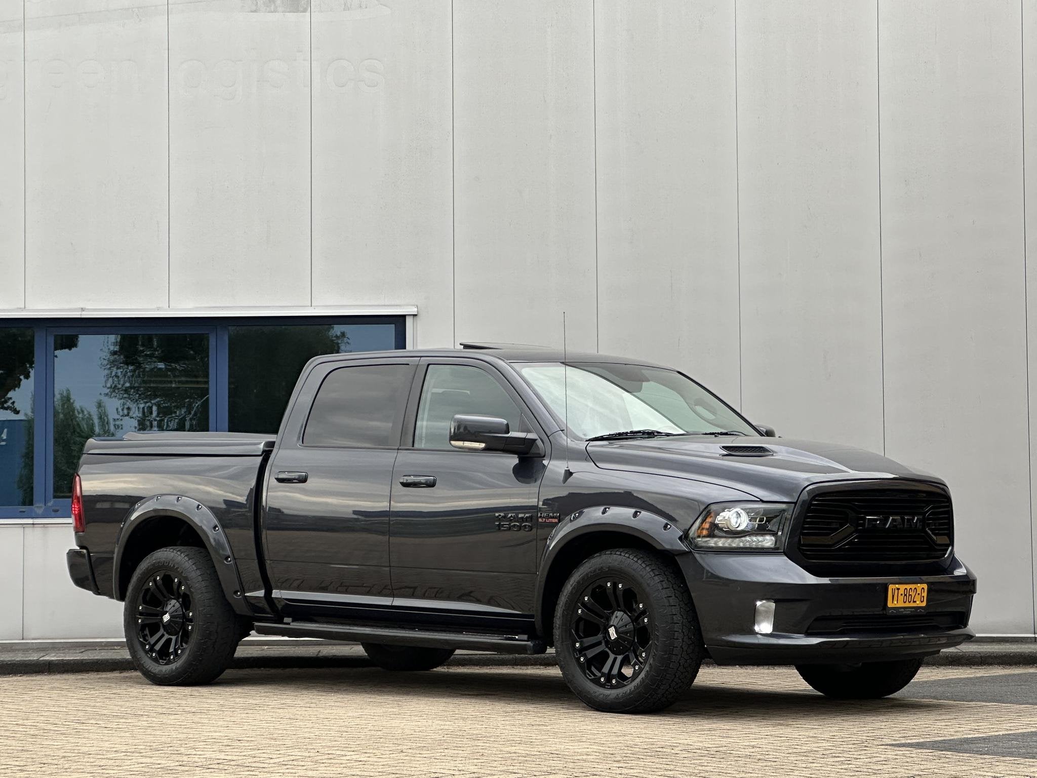 Dodge Ram 1500 5.7 V8 Sport l Luchtvering l Widebody l Topco, Automaat, Euro 5, Gebruikt, Bedrijf