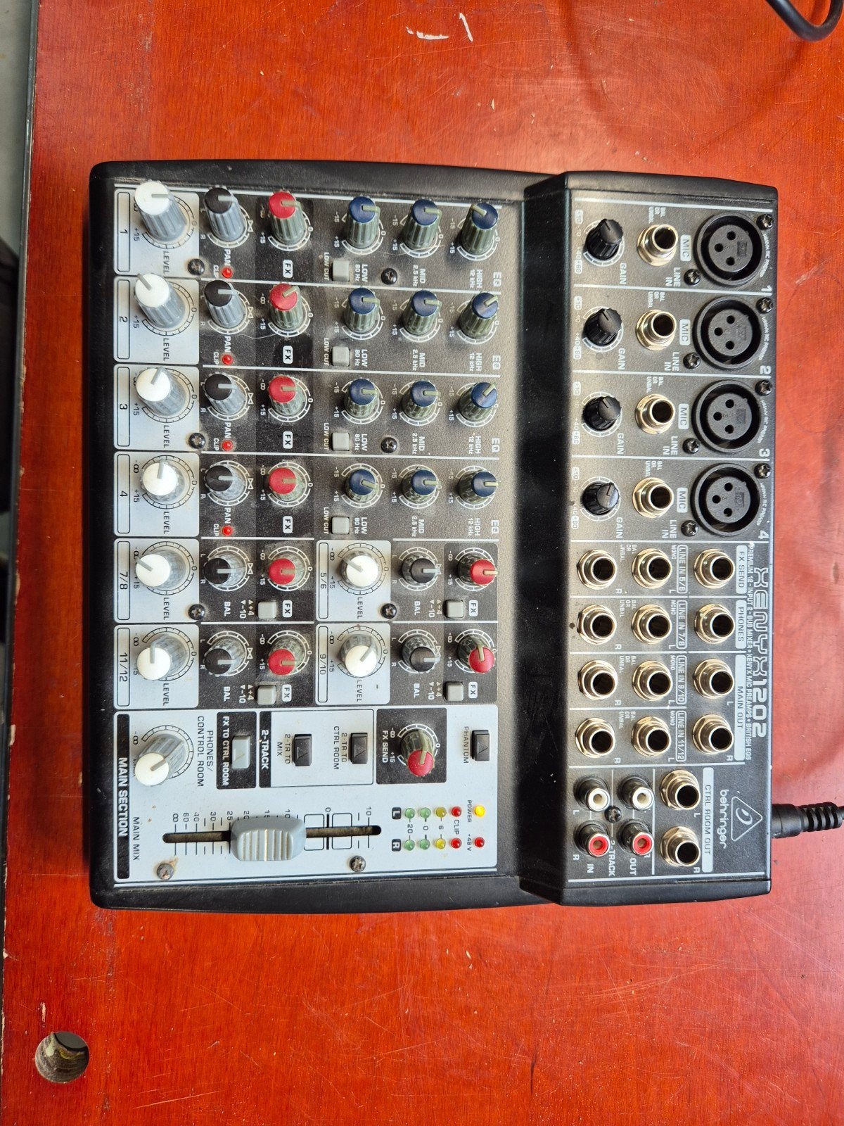 Behringer Xenyx 1202FX Mengpaneel - Compacte Mixer, Ophalen of Verzenden, Gebruikt, 10 tot 20 kanalen, Microfooningang