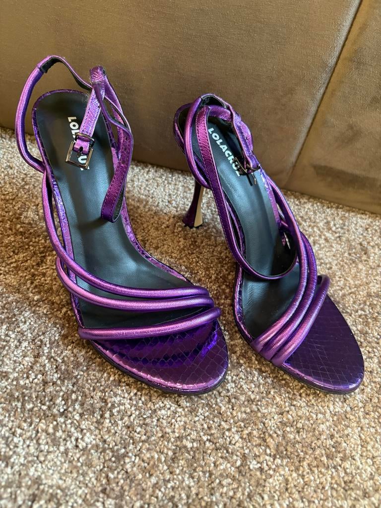 Lola Cruz paarse hakken 37, Kleding | Dames, Schoenen, Ophalen of Verzenden, Zo goed als nieuw, Overige kleuren, Pumps