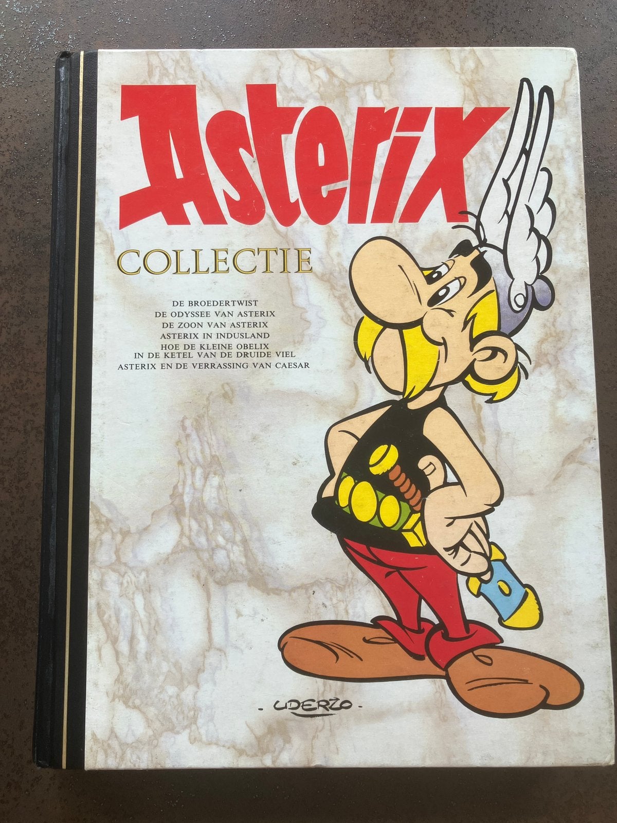 Asterix Collectie V Lekturama (6 verhalen) hc, Eén stripboek, Verzenden, Gelezen