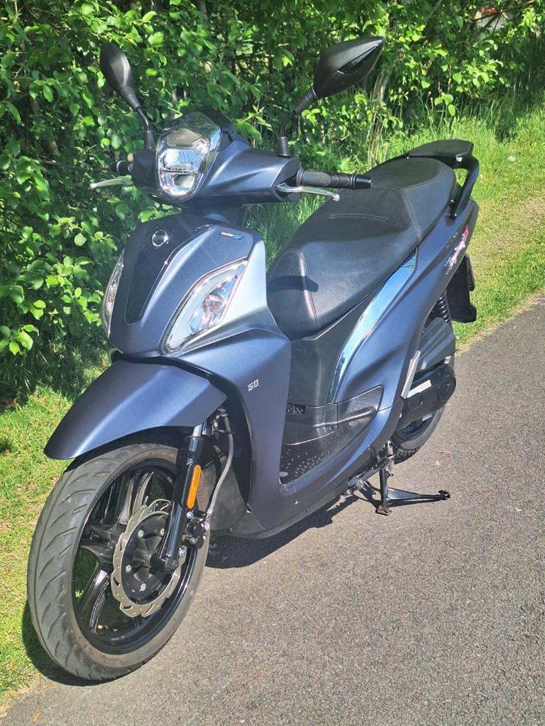 Sym Symphony ST 50cc snorscooter - Zo goed als nieuw, Overige modellen, Ophalen of Verzenden, Zo goed als nieuw, Benzine
