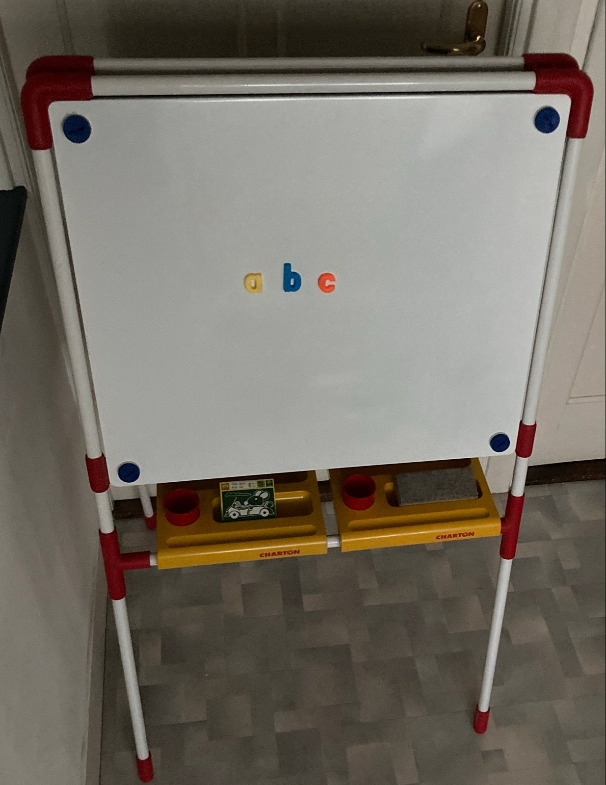 Tekenbord/Schoolbord met opbergbakjes, Ophalen, Zo goed als nieuw