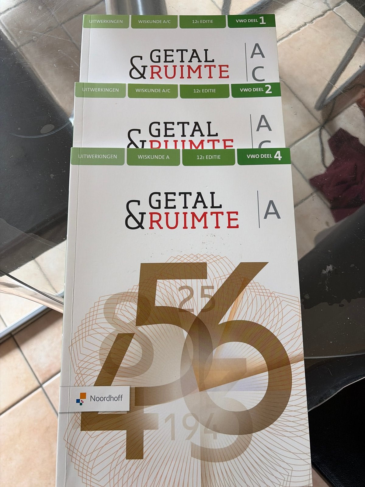 Getal & Ruimte VWO Wiskunde A/C Uitwerkingen 12e editie, Ophalen of Verzenden, Zo goed als nieuw, VWO, Wiskunde A