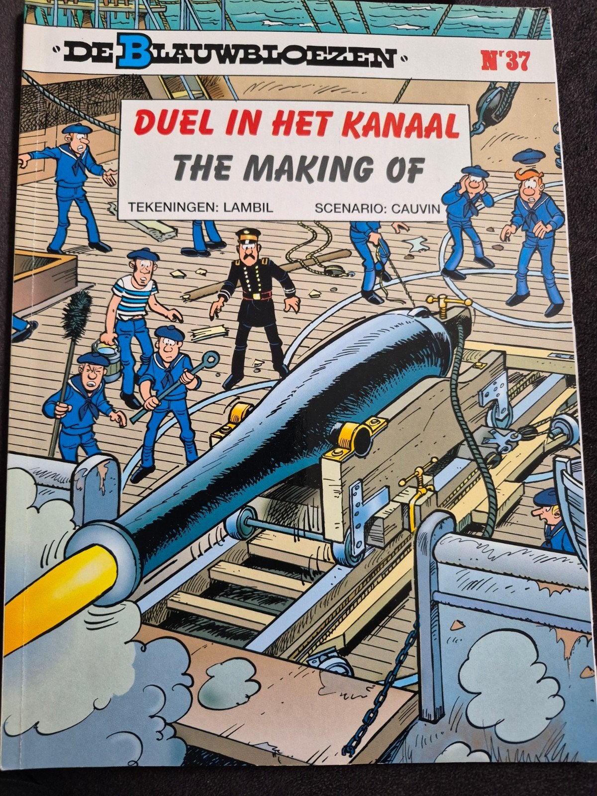 De Blauwbloezen - Duel in het Kanaal - Nr 37 - Algemeen Dagb, Boeken, Eén stripboek, Ophalen of Verzenden, Nieuw