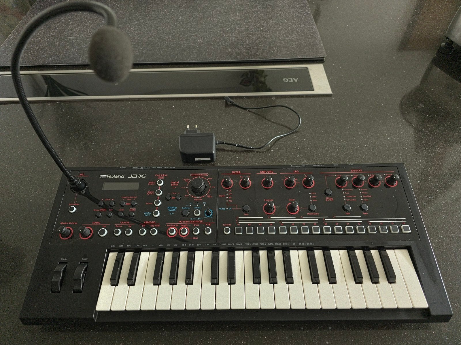 Roland JD-Xi, Ophalen of Verzenden, Zo goed als nieuw, Overige aantallen, Roland