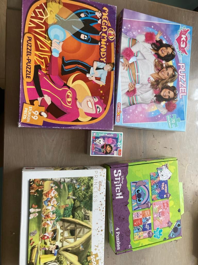 Leuke puzzels set: Mega Mindy, K3, Disney Stitch, Disney Pri, Ophalen of Verzenden, Meer dan 50 stukjes, Gebruikt, 4 tot 6 jaar