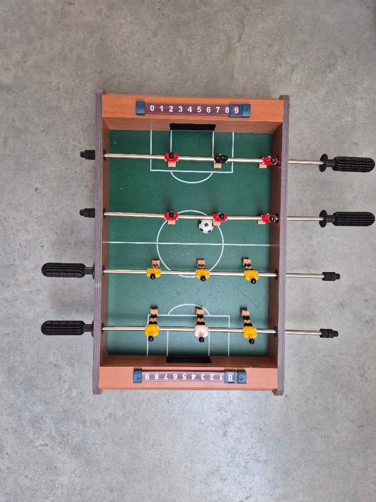 Tafelvoetbalspel, Ophalen, Gebruikt