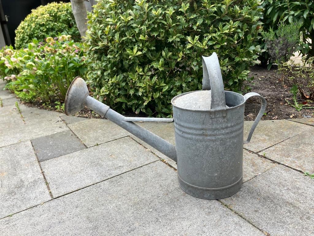 Vintage Zinken Gieter, Ophalen, Gebruikt, Metaal