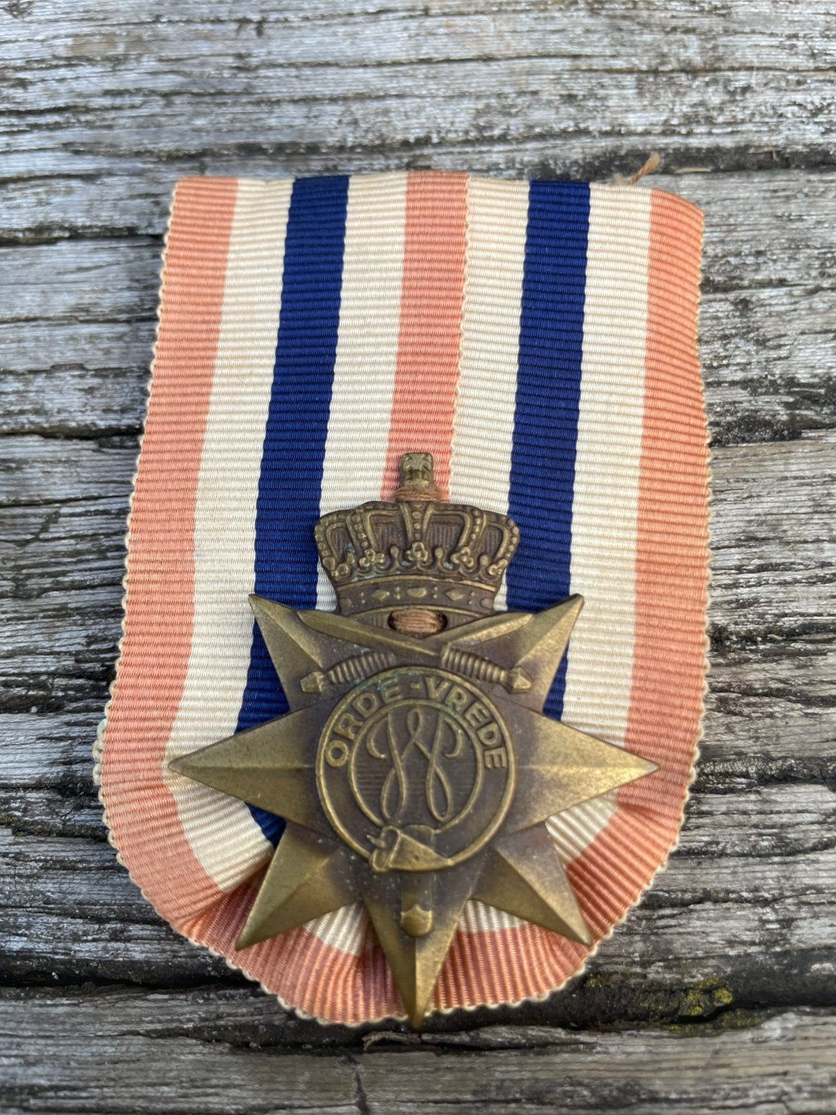 Orde insinge medaille geen huls hulzen granaat kanon flak, Verzamelen, Ophalen of Verzenden, Landmacht, Nederland, Lintje, Medaille of Wings