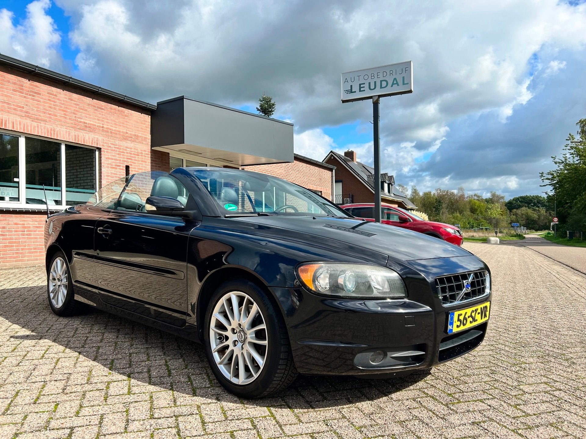Volvo C70 Convertible 2.4i Summum // dealer onderhouden, Auto's, Dealer onderhouden, Gebruikt, Cabriolet, 4 stoelen