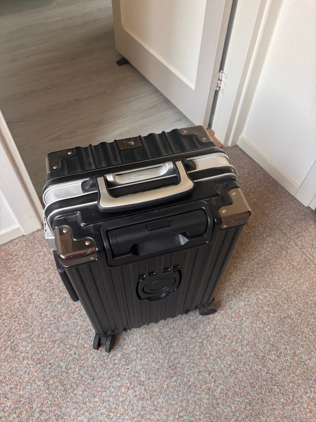 Compacte handbagage koffer - Zwart, Sieraden, Tassen en Uiterlijk, 40 tot 60 cm, 20 tot 30 cm, Zwart, Ophalen of Verzenden