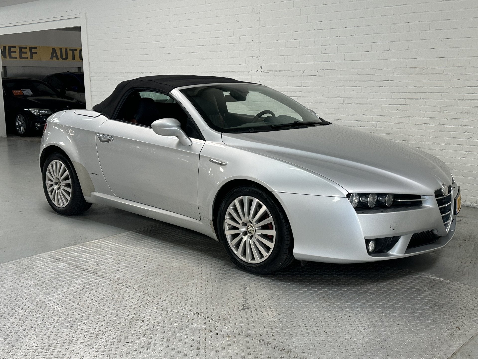 Alfa Romeo Spider 2.2 JTS Exclusive CLIMA / CRUISE / LEER /, Auto's, Gebruikt, 4 cilinders, Cabriolet, Spider