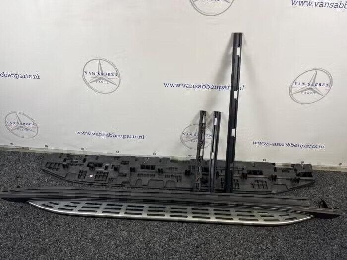 Treeplank rechts van een Mercedes GLE (ZWART), Ophalen of Verzenden, Gebruikt