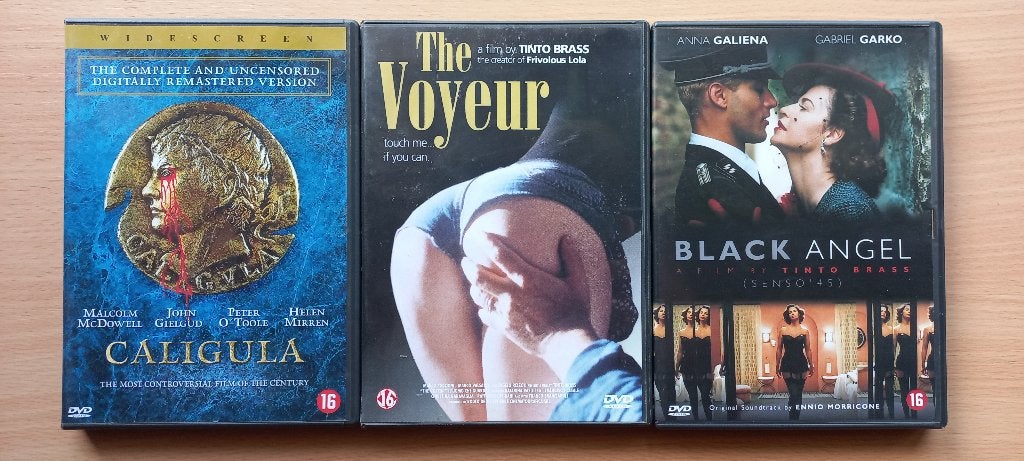 3x Tinto Brass - The voyeur, Caligula, Black angel 1 koop, Vanaf 16 jaar, Verzenden, Nederlands, Overige genres