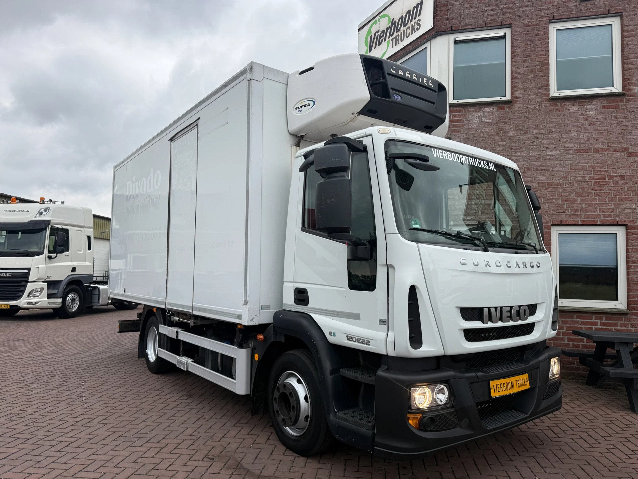 Iveco Eurocargo ML120E22 Tiefkuhl koffer mit Carrier Supra 7, Auto's, Automaat, Euro 5, Iveco, Bedrijf