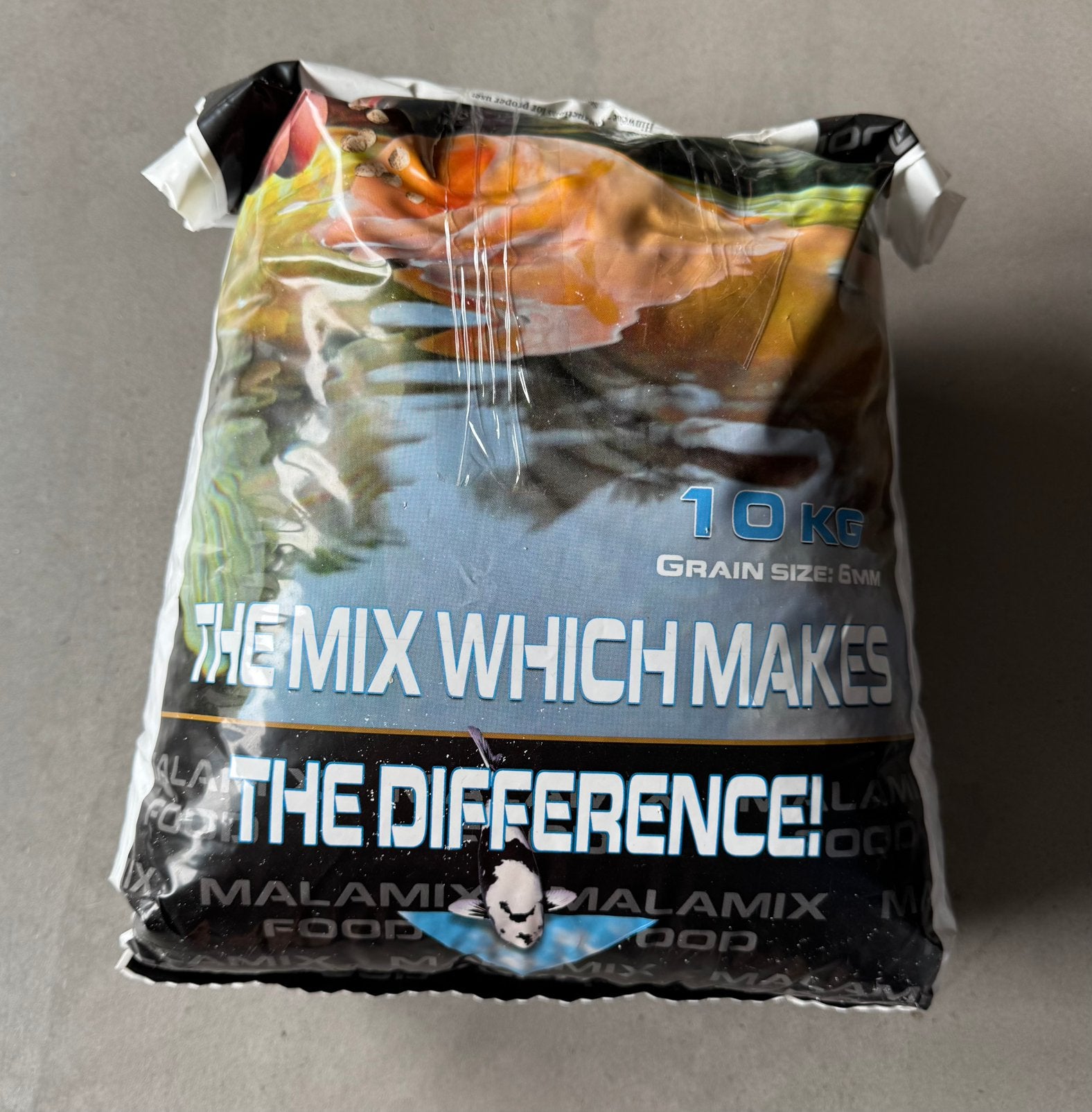 Malamix food grain size 6 mm Koi karper voer 5,5 kg tht 8-27, Dieren en Toebehoren, Ophalen of Verzenden, Vis