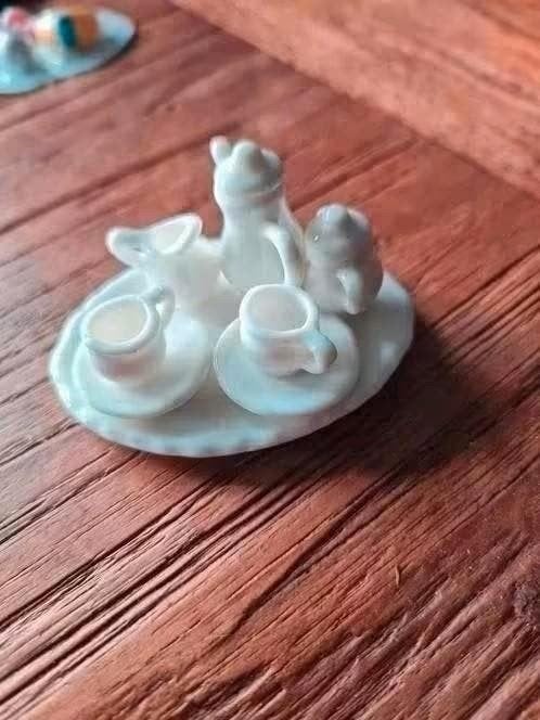 Roomkleurig miniatuur serviesje, Ophalen of Verzenden