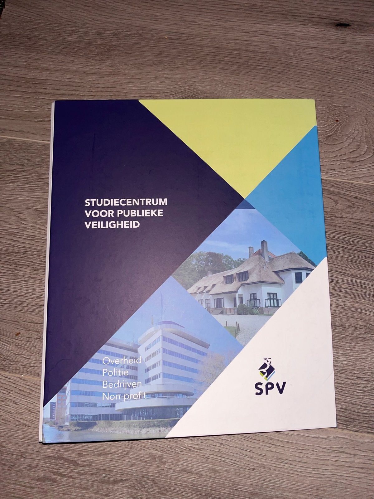HTV Opleiding Boeken - Landstede (SPV), Boeken, Ophalen of Verzenden, Gelezen, Overige niveaus, Overige vakken