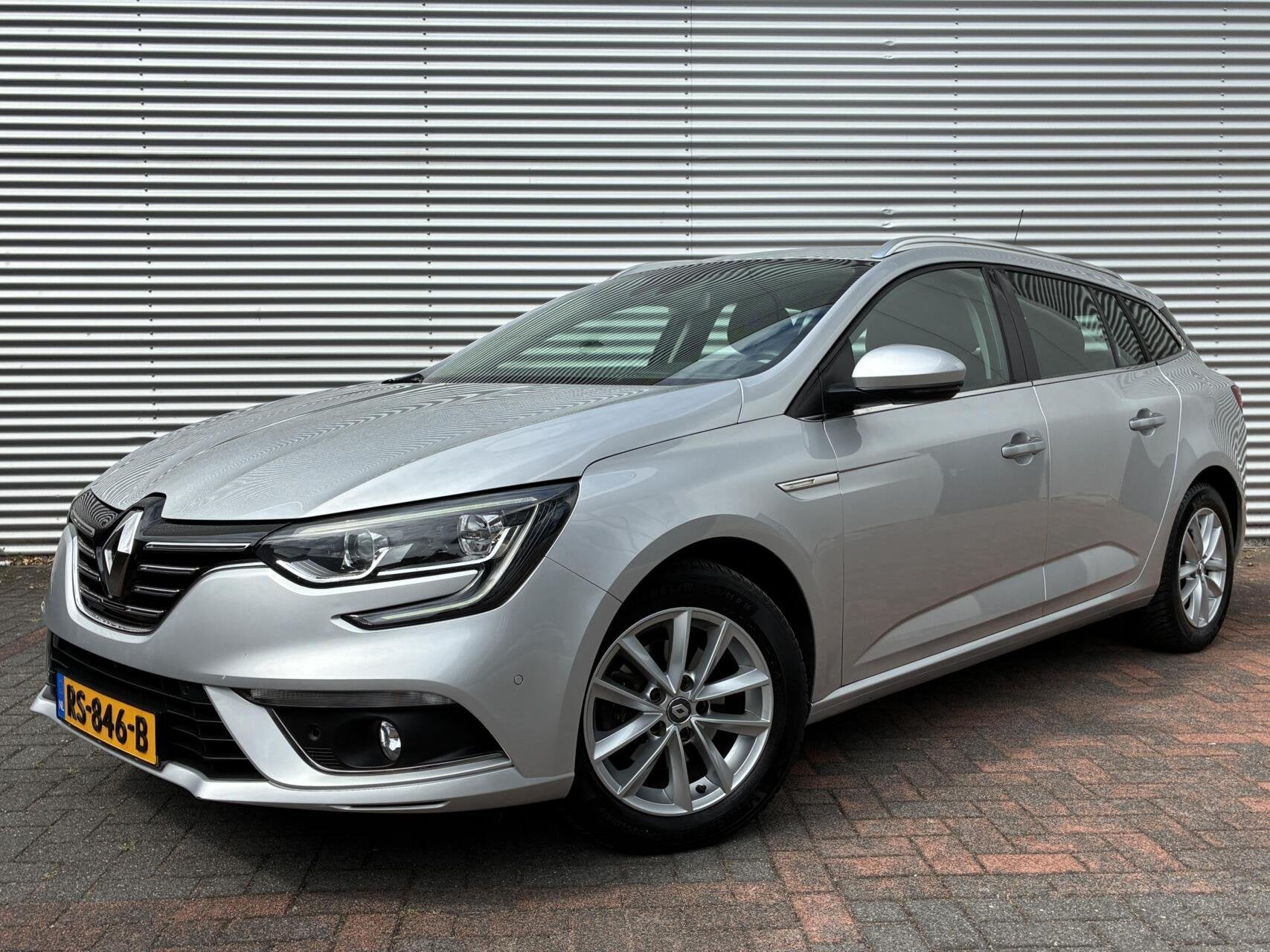 Renault Megane Estate 1.2 TCe GT-Line Cruise Camera Navi Led, Voorwielaandrijving, Gebruikt, 4 cilinders, 1198 cc