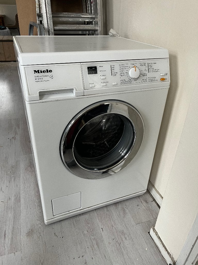 Wasmachine Miele w3203, Ophalen, 1200 tot 1600 toeren, Gebruikt, 4 tot 6 kg