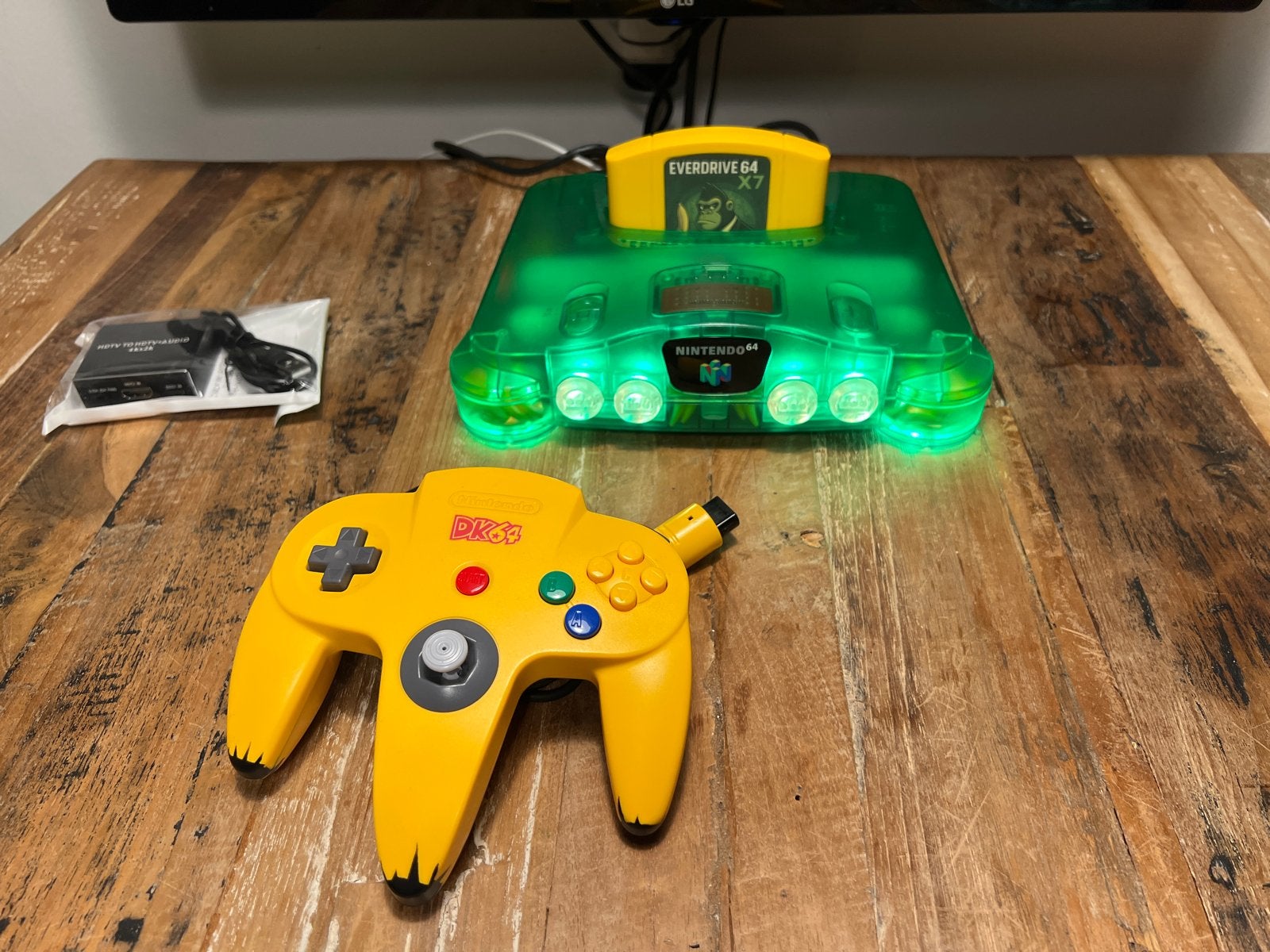 Unieke Nintendo 64 met HDMI en DK64 controller, Ophalen of Verzenden, Zo goed als nieuw, Met 1 controller, Met games
