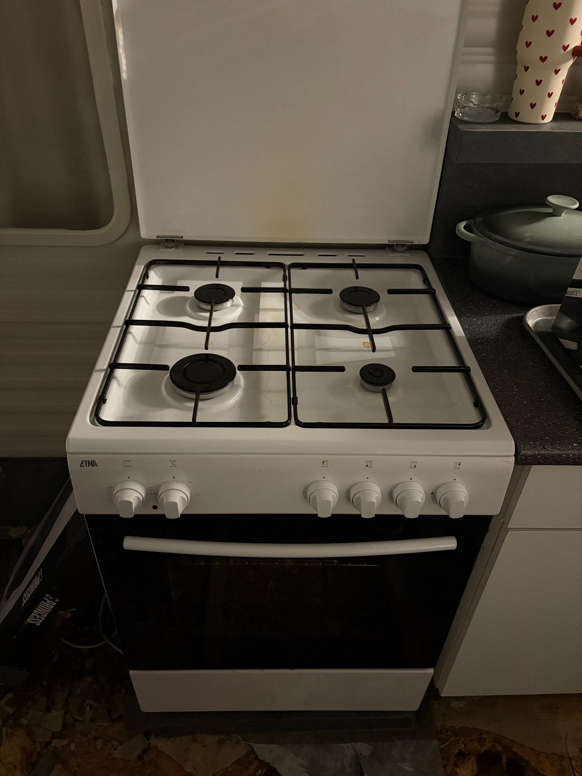 Etna Vrijstaand Gasfornuis met Oven - Wit, Witgoed en Apparatuur, Ophalen, Gebruikt, 4 kookzones, Gas