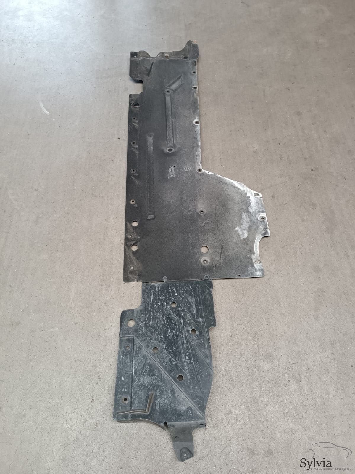Bodemplaat onderplaat rechts BMW 3 / 4 serie F30 F31 F32 F33, Auto-onderdelen, Gebruikt, -, -, Ophalen of Verzenden