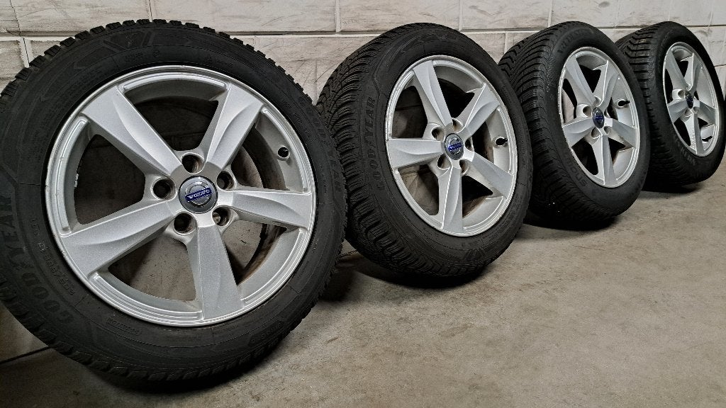Lichtmetalen Matres velgen V40 V50 S40 C30 V60 S60 205/55/16, Gebruikt, 16 inch, Banden en Velgen, Personenwagen