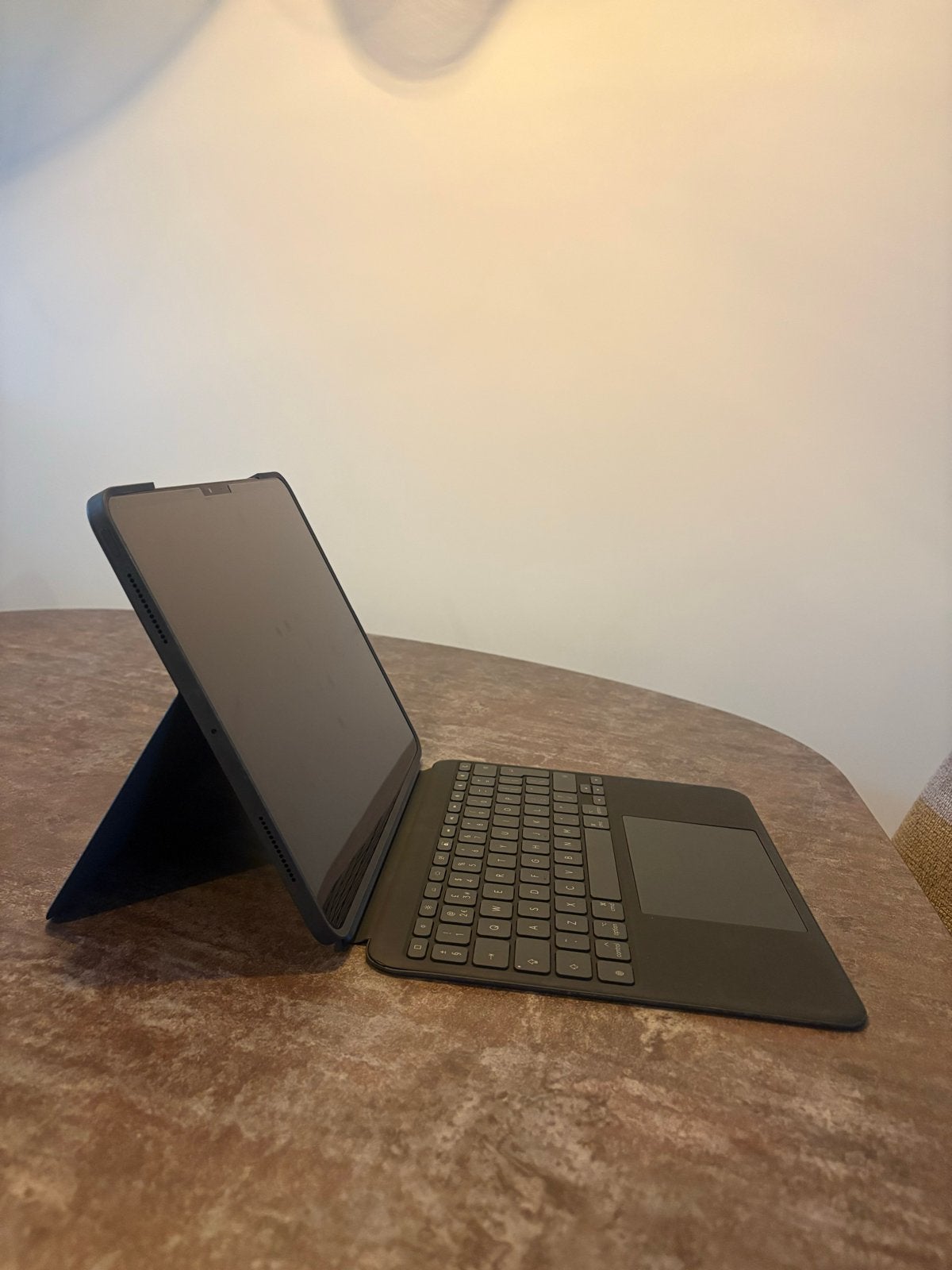iPad Pro 13-inch (2024) M4 512GB Wi-Fi met accessoires, Computers en Software, Apple iPads, Ophalen, 13 inch of meer, Zwart, Zo goed als nieuw