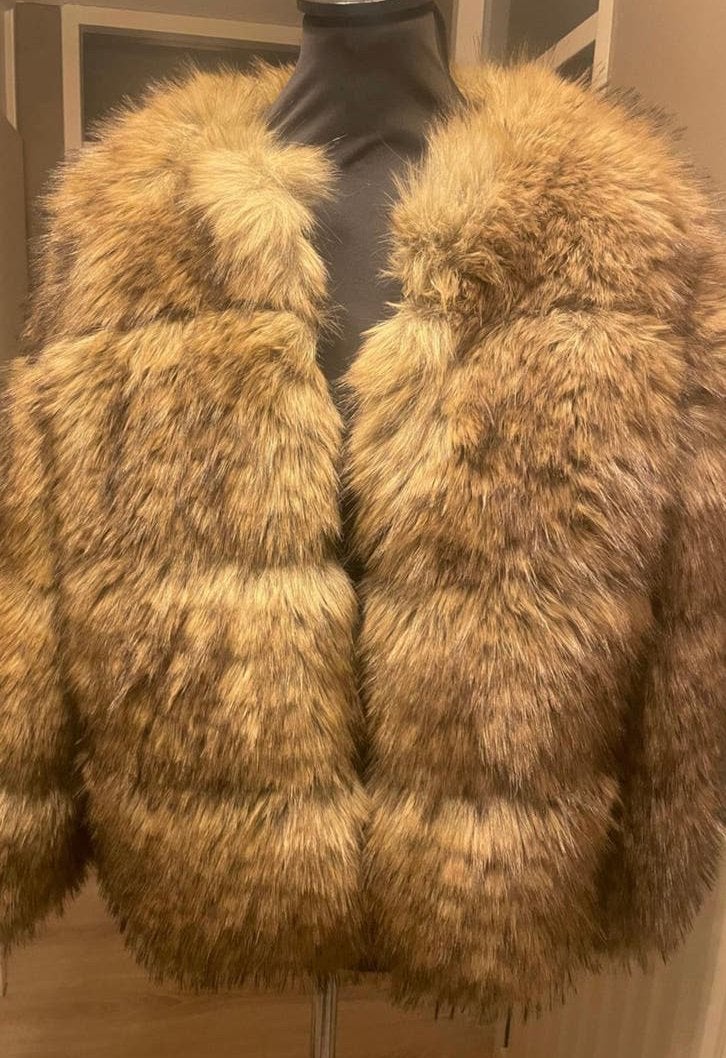 Stijlvolle Faux Fur Jas - Bruin/Beige, Ophalen of Verzenden, Nieuw, Maat 38/40 (M), Bruin