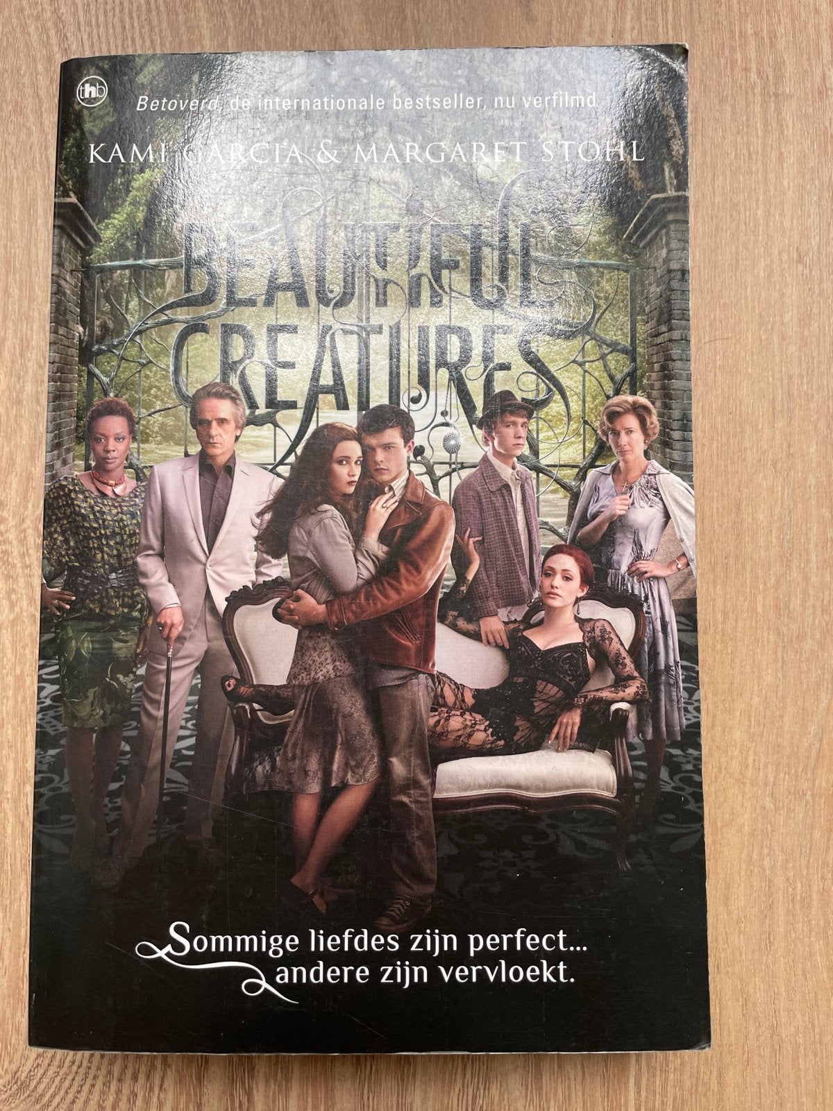 Beautiful Creatures - Kami Garcia & Margaret Stohl, Boeken, Ophalen of Verzenden, Gelezen, Europa overig