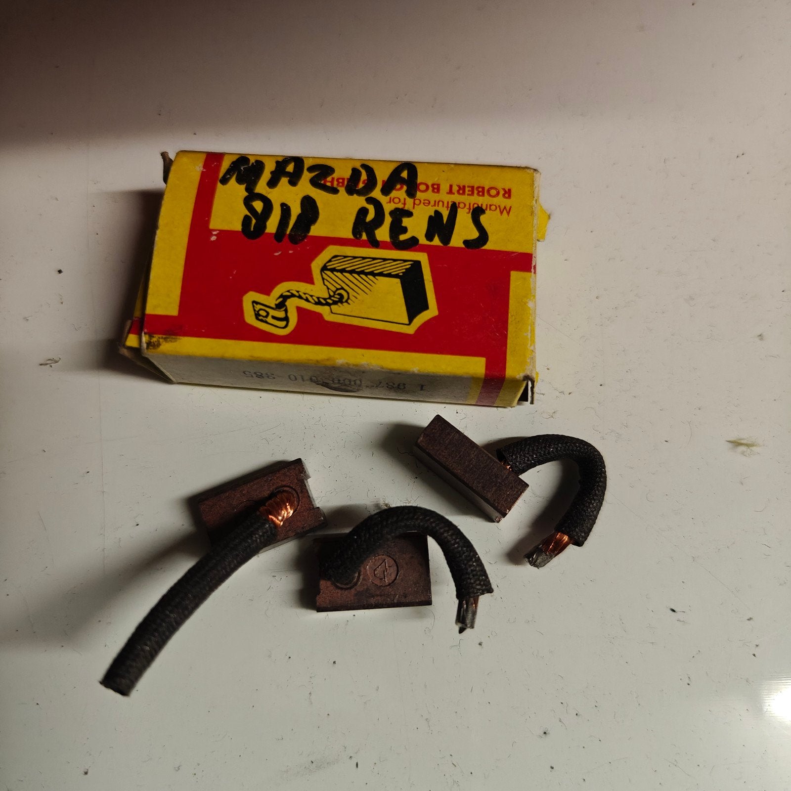 Koolborstels Bosch Mazda 818, Auto-onderdelen, Ophalen of Verzenden, Nieuw