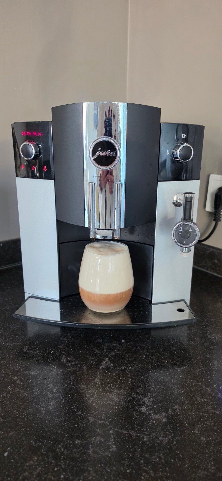 Jura Impressa C65 volautomaat koffiemachine - recent onderho, Ophalen, Gebruikt, 10 kopjes of meer, Koffiemachine