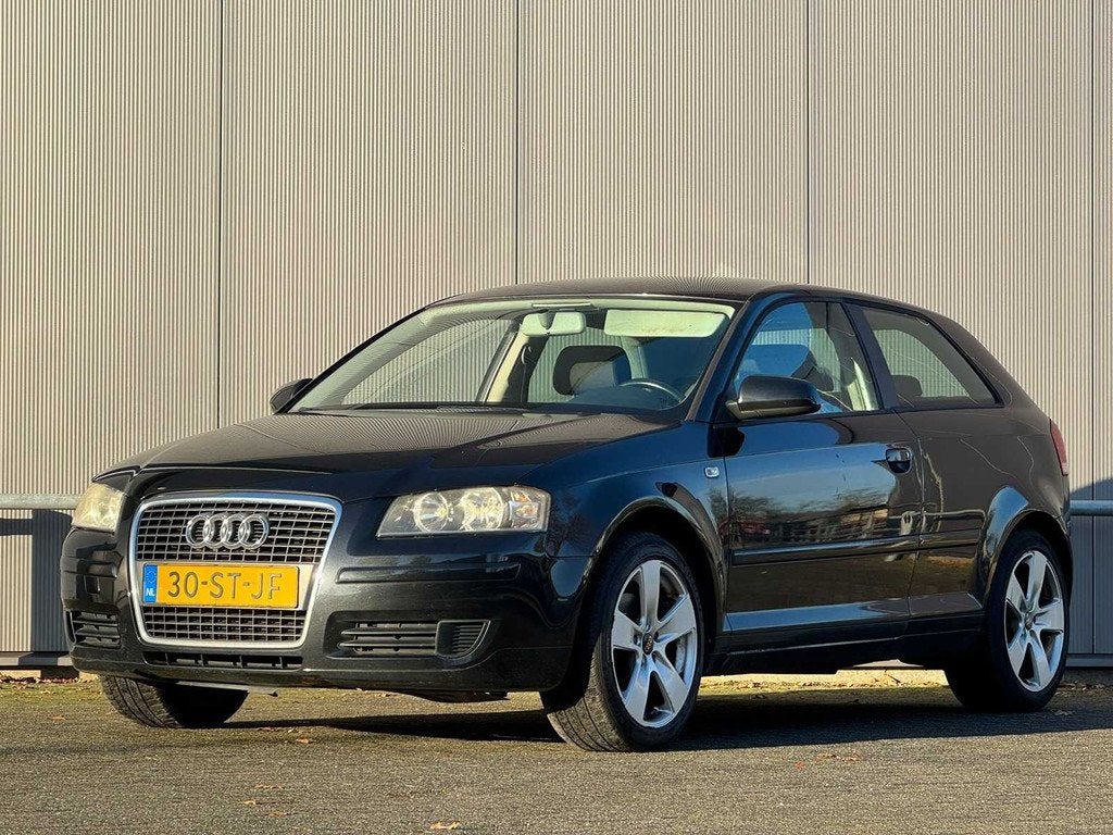 Audi - 2006 - A3 - 2.0 FSI Attraction, Auto's, Audi, Gebruikt, 4 cilinders, Zwart, Origineel Nederlands