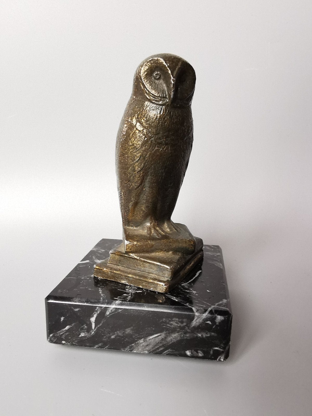Amsterdamse school art deco sculptuur metalen uil, Verzenden